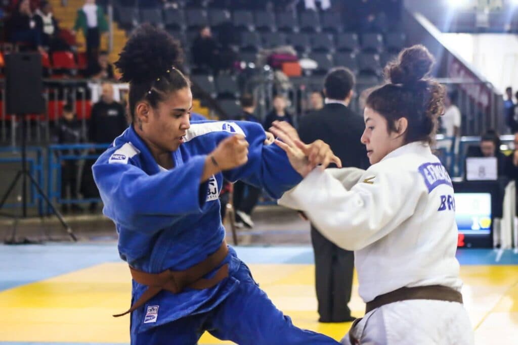 Mais de 700 aletas lutam na Super Copa São Leopoldo, neste sábado