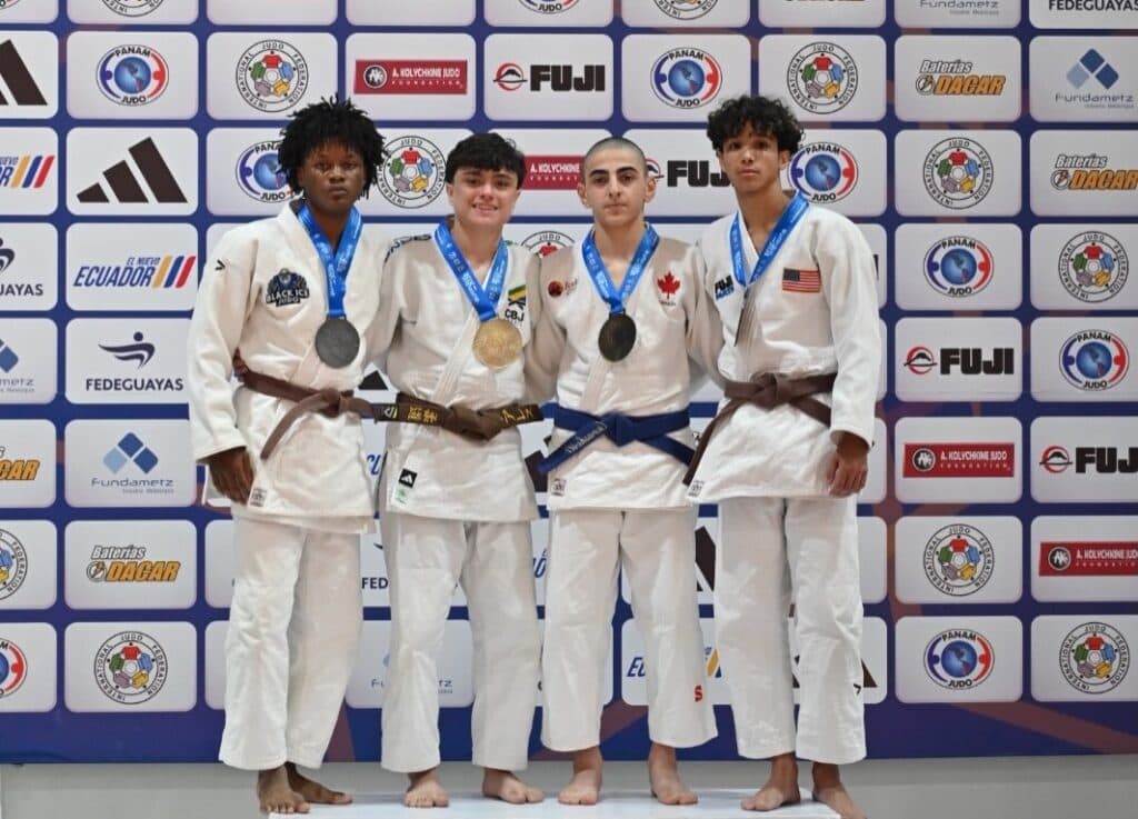 Dois ouros e uma prata: judô gaúcho ajuda Brasil a manter hegemonia no Pan cadete