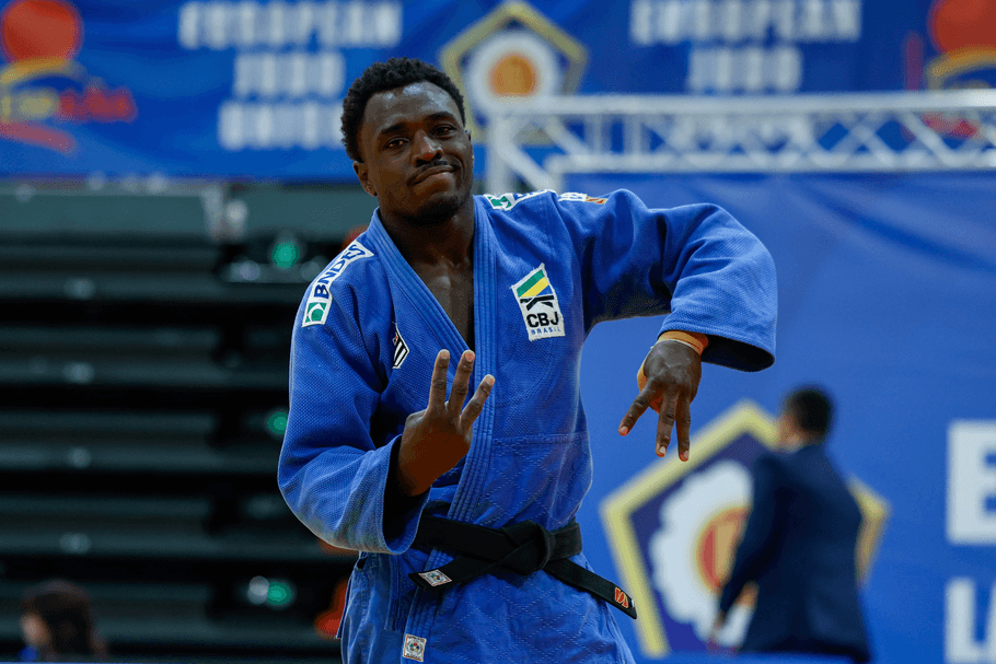 Em primeira medalha na Europa, Wilgner Mendes é campeão na Espanha
